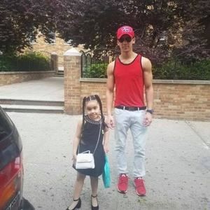 Meet your Posher, Alex